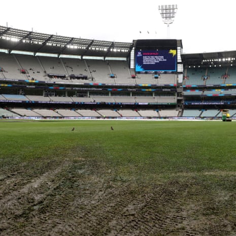 Le MCG humide est boueux et misérable avant d'affronter l'Australie et l'Angleterre.