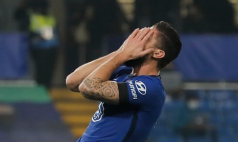 Olivier Giroud reacts after missing his late chance to win the game.