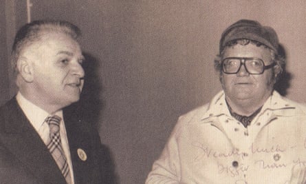 Marcel Stellman, left, with the singer and comedian Harry Secombe in 1979.