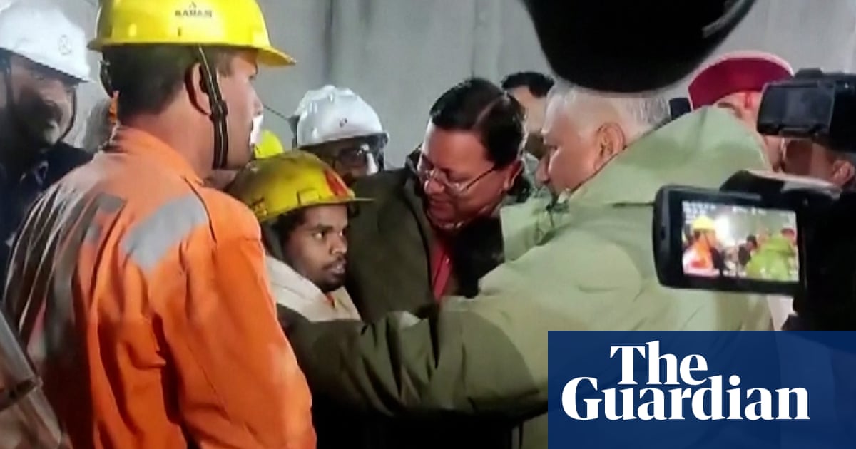Rescuers evacuate Indian construction workers trapped in tunnel – video