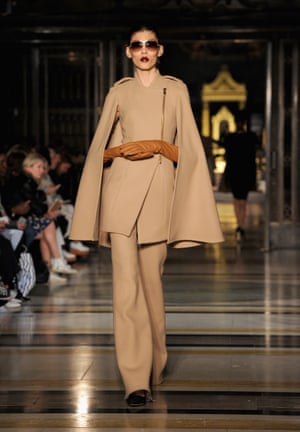 Gareth Pugh Autumn Winter 2016.