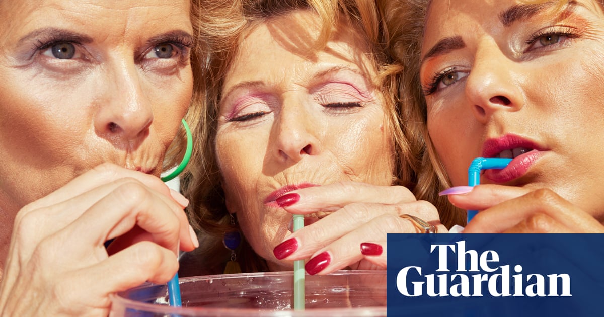 Suck it up! The sinister side of holiday snaps in pictures