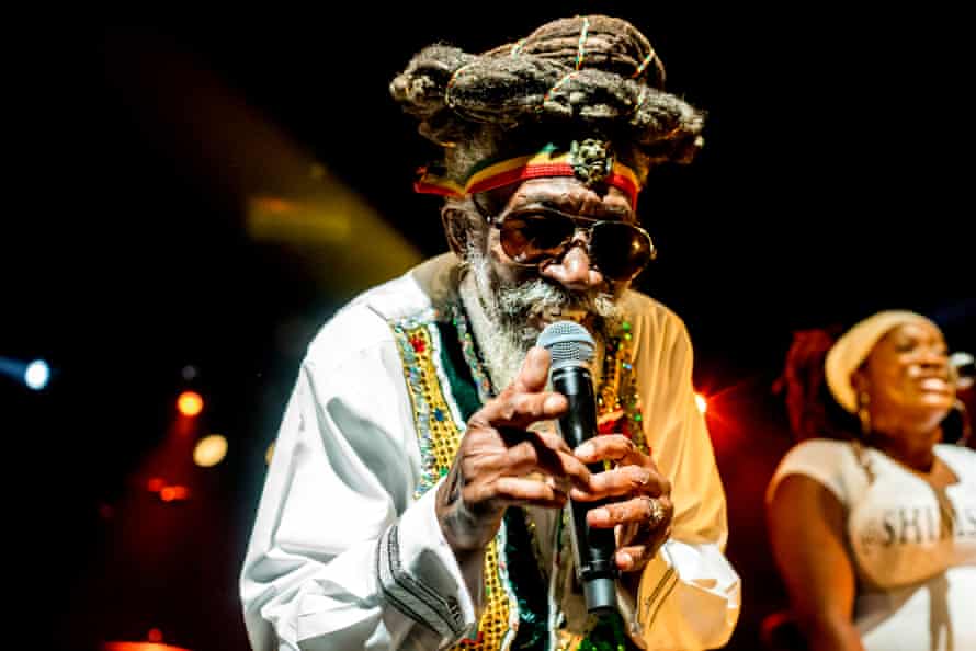 Bunny Wailer on stage in Paris in 2014.
