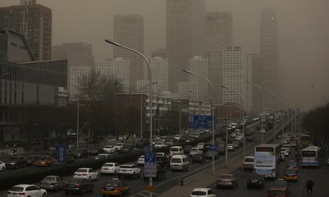 Dust and sand pollution causes smog in Beijing