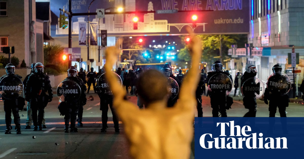 Ohio police fire teargas at Jayland Walker protesters – video