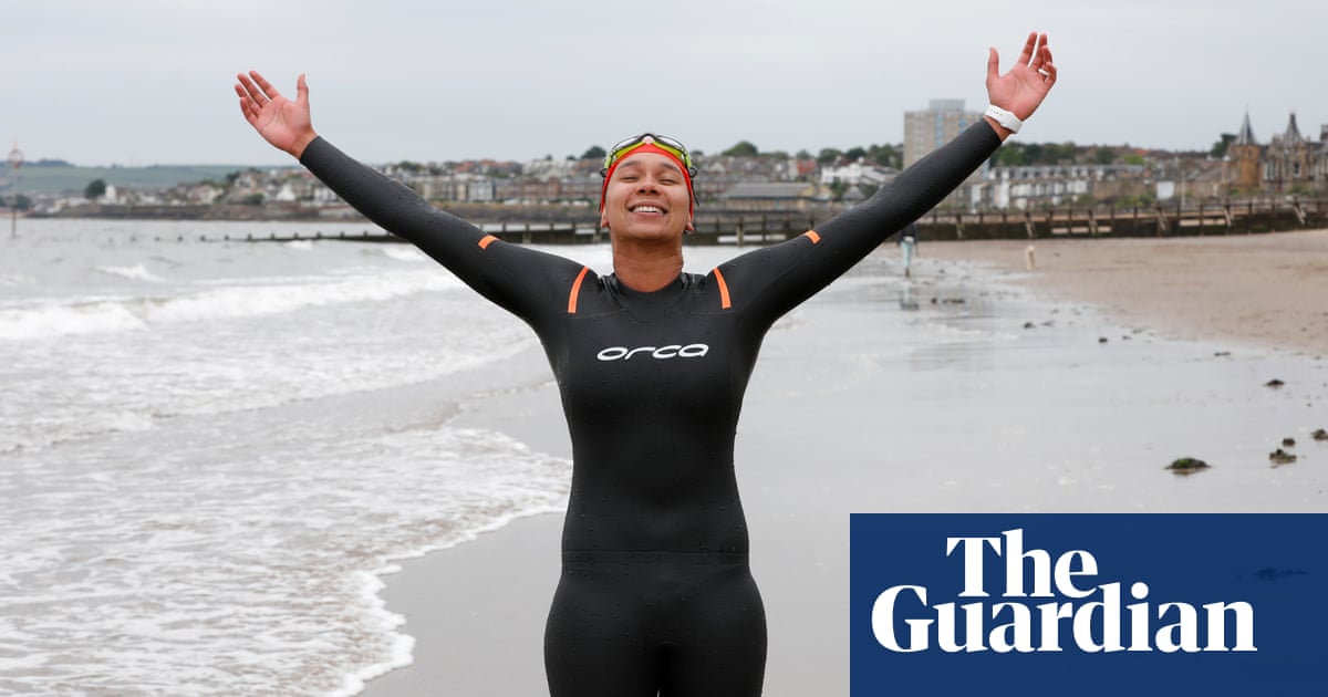 The longest swim: solstice swimmers around the UK – photo essay