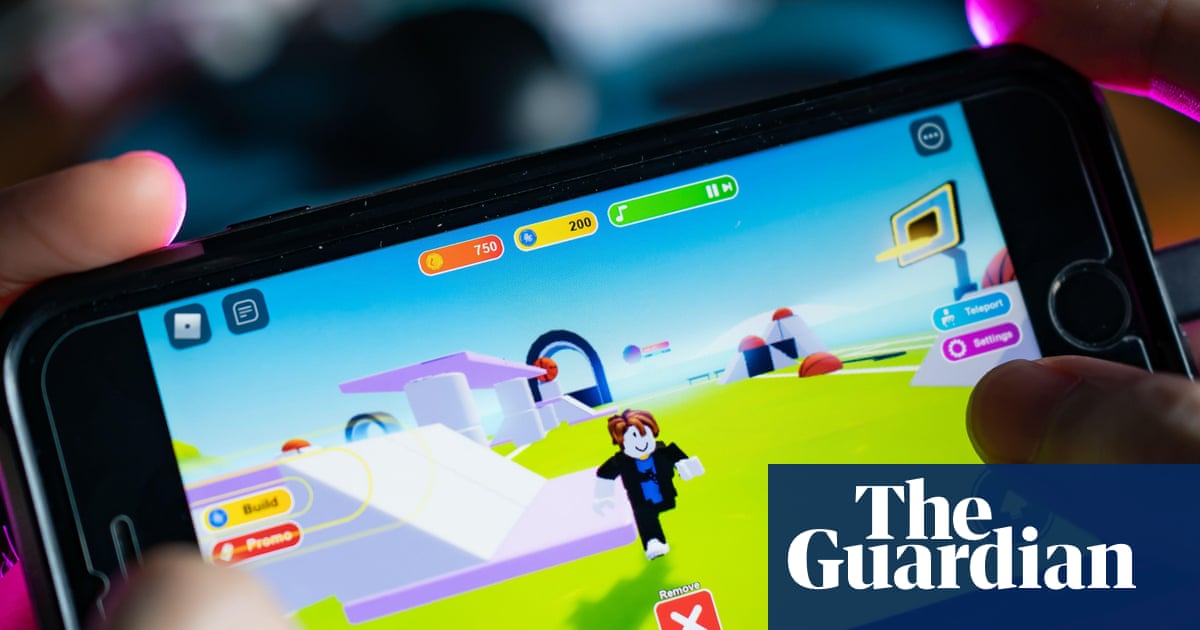 Parents are helping their children bypass Roblox age checks and play as adults