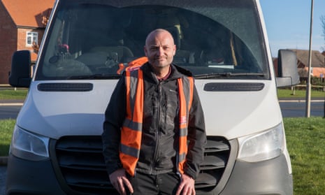 classified ad item on kokoclick Royal Mail sued by delivery drivers in 'Uber-style' gig economy ...