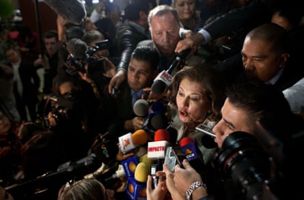Wallace speaks out against a 2013 Mexican supreme court decision to release a woman convicted of kidnapping.