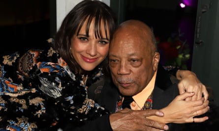 Rashida Jones with her father Quincy Jones in 2019.