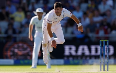 Jimmy Anderson bowls during an Ashes Test at Old Trafford in 2023.