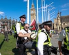 Protesta contro il divieto di Palestine Action: la polizia chiede il posticipo a causa dell'attacco terroristico alla sinagoga di Manchester
