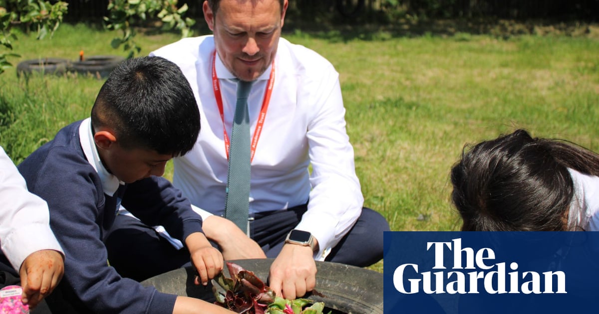 Pupils in England face lost learning from flooding and extreme heat, study finds | Schools Pupils in England face lost learning from flooding and extreme heat, study finds | Schools