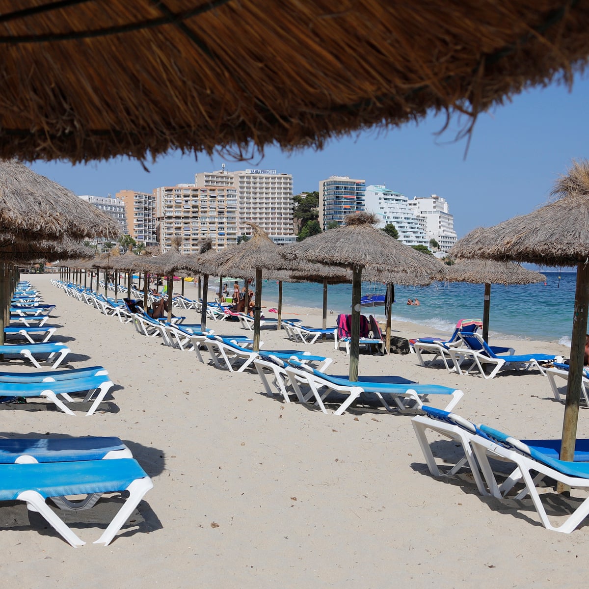 Jobs Blow As Dw Sports And Hays Travel Announcements Affect 2 600 Business The Guardian