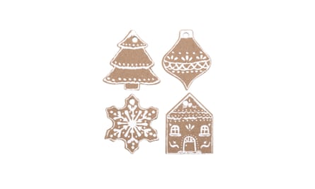 Cardboard gingerbread cookie wrapping charms