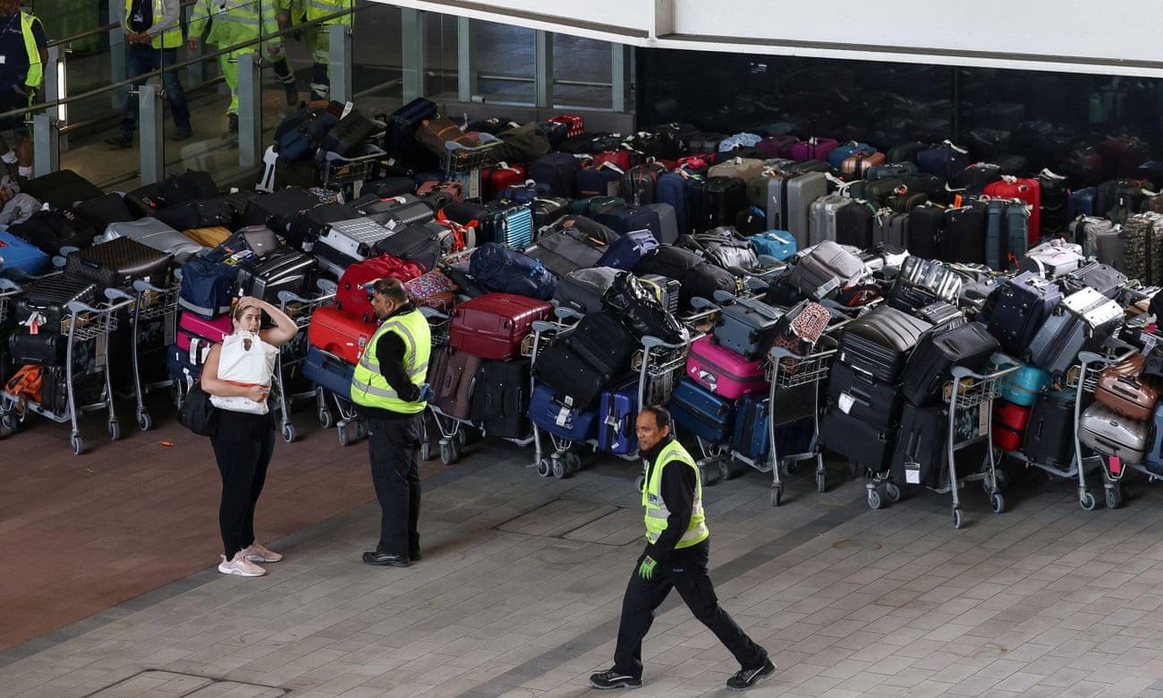 It's a mess and I've never seen anything like it': global lost luggage  crisis mounts | Travel | The Guardian