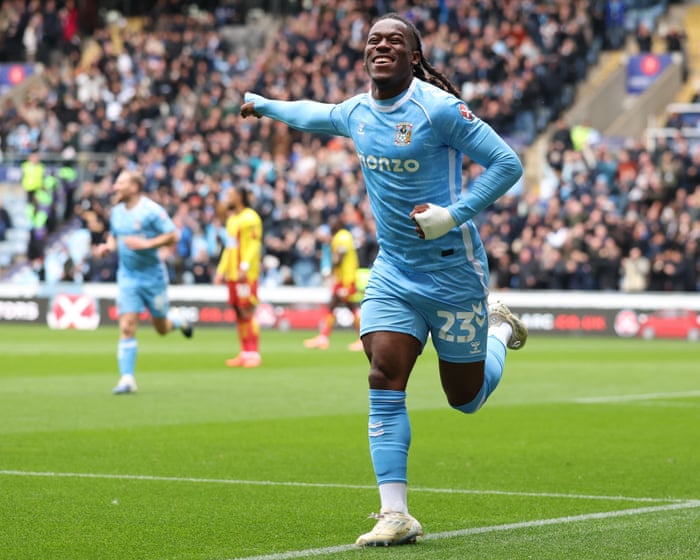 Coventry v Watford; Liverpool look for league revival; Welbeck resurgent – matchday live