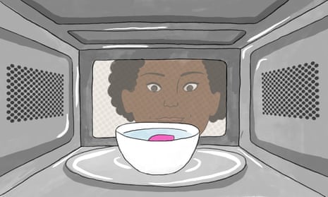 How Do You Clean Sponges in the Microwave: Quick & Effective Tips