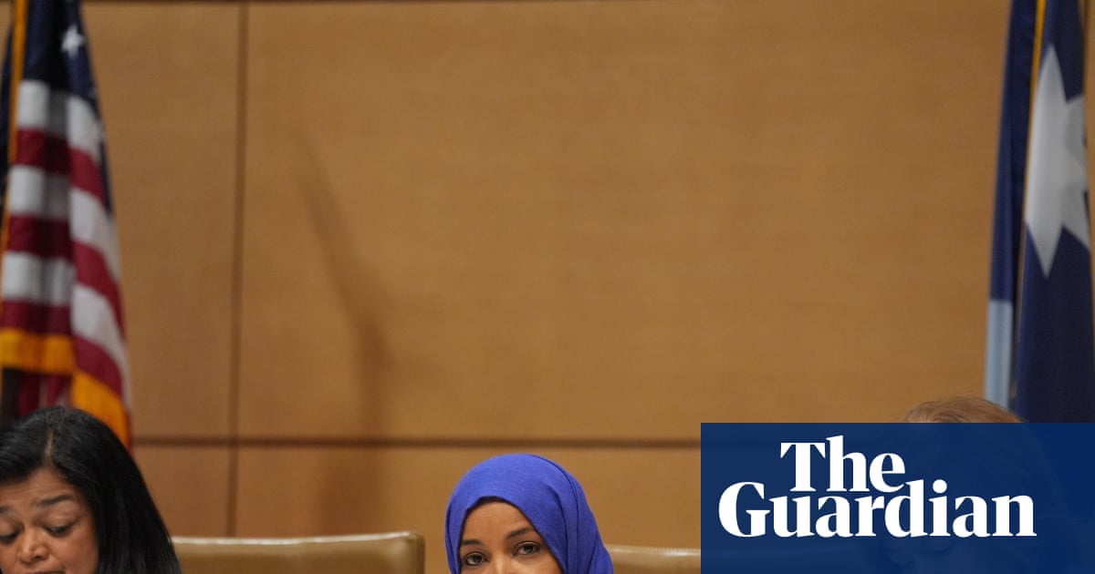 Democrats condemn ‘trauma and terror’ of Trump’s ICE surge in Minnesota