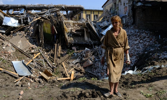 Russia-Ukraine war: civilians urged to evacuate in Kherson; at least 15 killed in strike on apartment blocks (theguardian.com)
