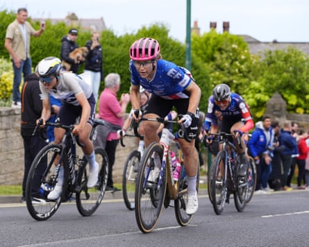 Kristen Faulkner (right) and Cat Ferguson (left) climb Saltburn Bank for the final time before reaching the finish line.