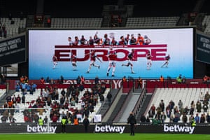 Premier league: liverpool e chelsea top four enquanto spurs derrotam leicester & #039 - ao vivo! 6 é a europa para o oeste cru.