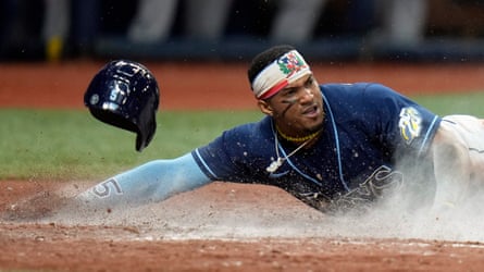 Tampa Bay Rays win 12th straight, one shy of best major league