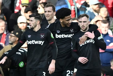 West Ham celebrate