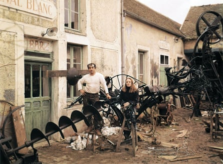 Tinguely and Saint Phalle at their home in 1967.