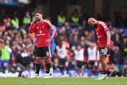 Bruno Fernandes and Bryan Mbeumo look dejected