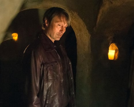 HANNIBAL -- "Primavera" Episode 302 -- Pictured: Mads Mikkelsen as Hannibal Lecter -- (Photo by: Brooke Palmer/NBC)