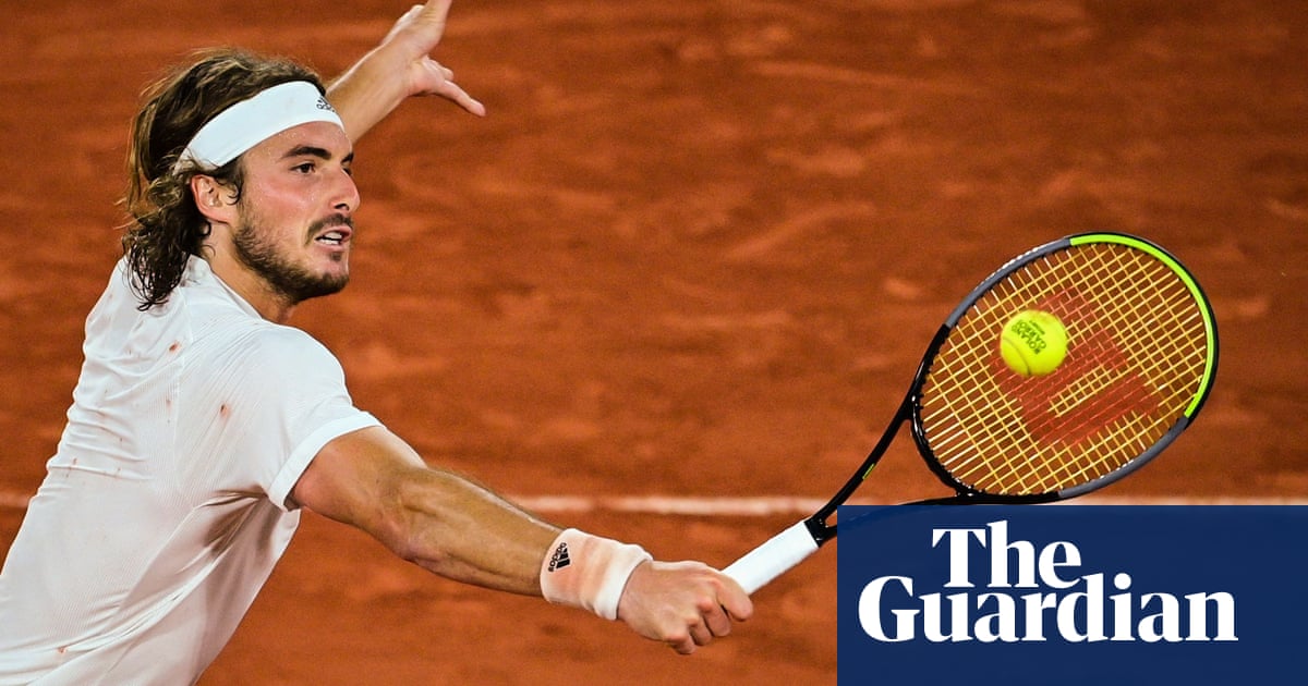 Tsitsipas rolls over Medvedev to set up French Open semi-final with Zverev