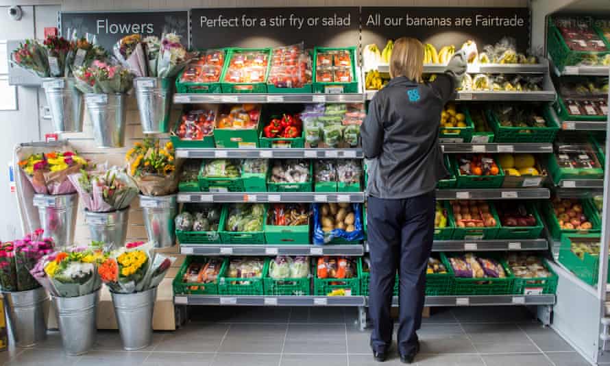 UK supermarket with Fairtrade bananas