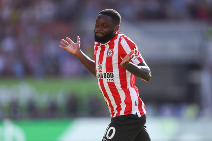 Josh Dasilva of Brentford celebrates after scoring their sides first goal.