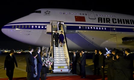 President Xi Jinping and his wife Peng Liyuan arrive at London’s Heathrow airport.