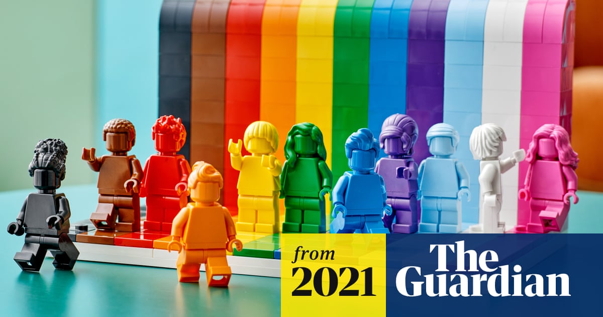 10 Rainbow Friends things you can make with 20 Lego pieces 