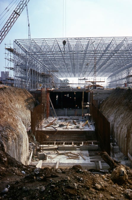 The Sainsbury Centre under construction, 1975-78.
