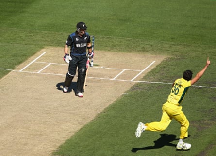 Starc bowls Brendon McCullum during Australia’s 2015 World Cup final win against New Zealand at the MCG.