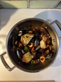 ‘Specifically Neapolitan’: Giallo Zafferano’s zuppa di cozze. Thumbnail pics by Felicity.
