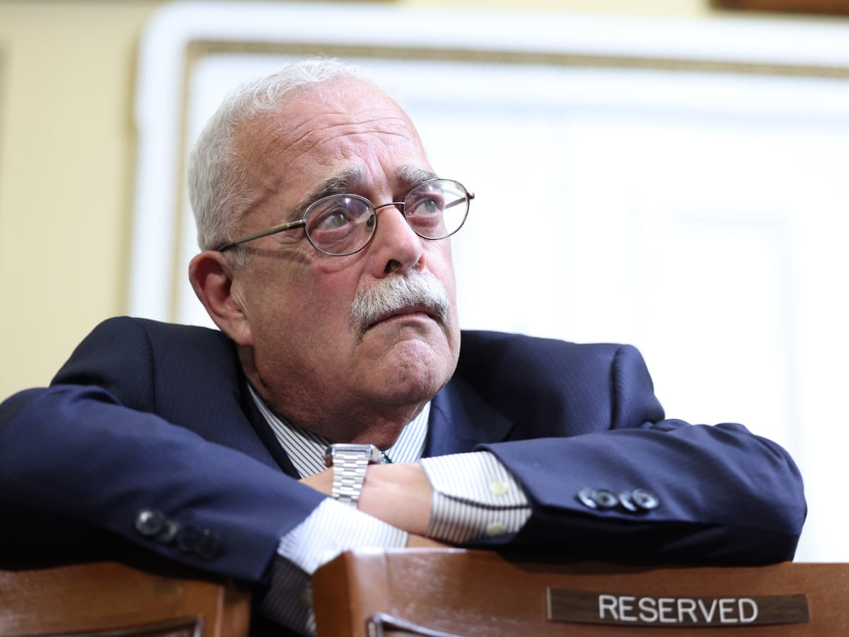 Gerry Connolly Steps Down from House Oversight Leadership Amid Democratic Shakeup