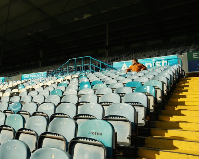 Paris 75 review – passionate fans-eye view reanimates tales of the 70s Leeds golden years