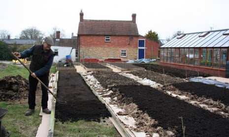 Climate change gardening â€“ building resilience from the ground up | Gardens  | The Guardian