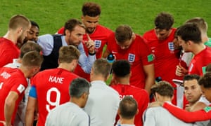 Gareth Southgate with his team before the successful penalty shootout against Colombia in 2018.