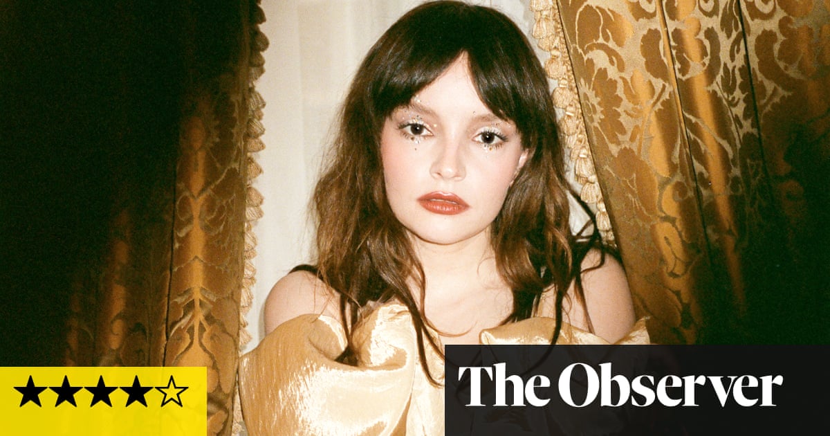 Lauren Mayberry: Reseña de Vicious Creature – una declaración en solitario de intenciones | Pop y rock Lauren Mayberry: Reseña de Vicious Creature – una declaración en solitario de intenciones | Pop y rock