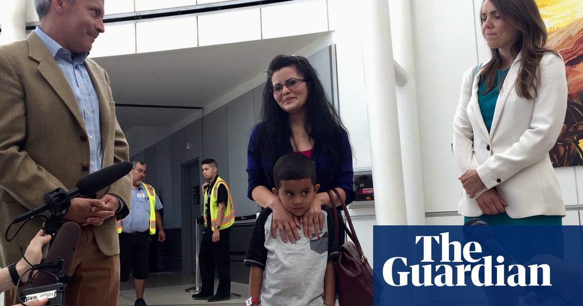 Honduran mother reunites with son amid lawsuit over family separations 12