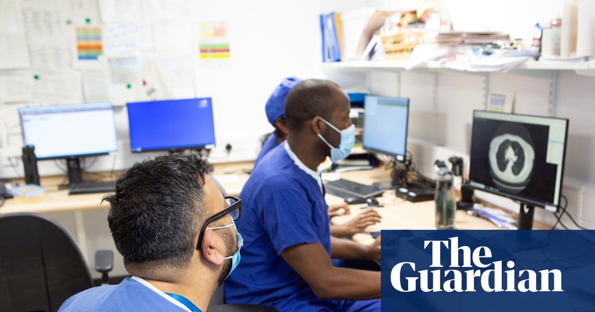 Οι ακτινογράφοι του NHS αναφέρουν αύξηση της έκδηλης ρατσιστικής κακοποίησης από ασθενείς