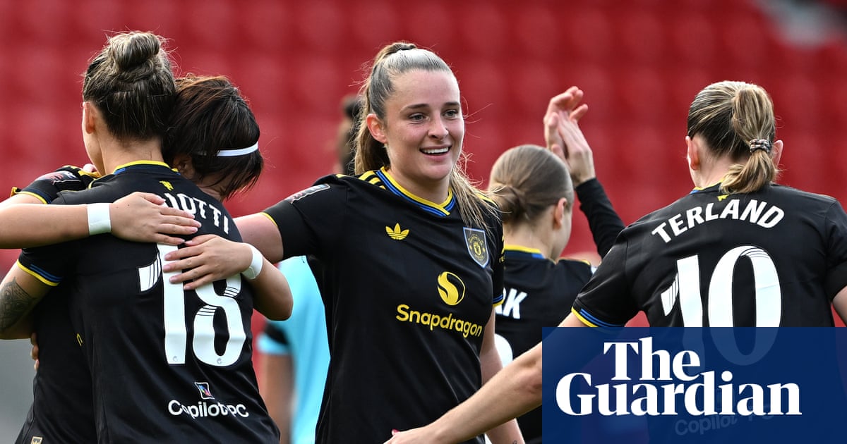 Ella Toone leads Manchester United to WSL derby win over lowly Liverpool