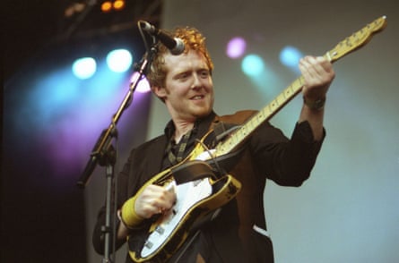 Hansard performing in 2002.