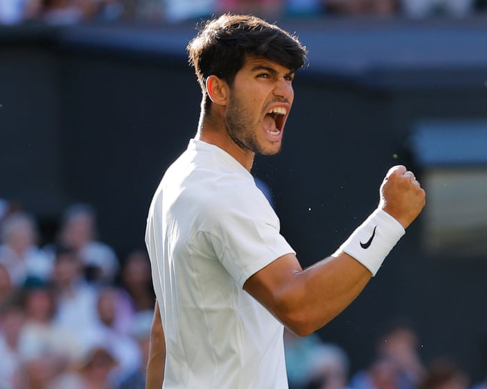 Carlos Alcaraz swats aside Cameron Norrie to storm into Wimbledon semi-finals