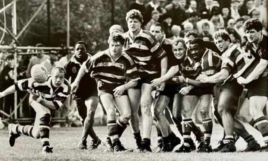Floyd Steadman in action for Saracens against Bath